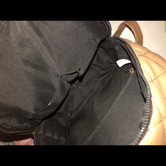 Backpack/Purse - Picture 3 of 4